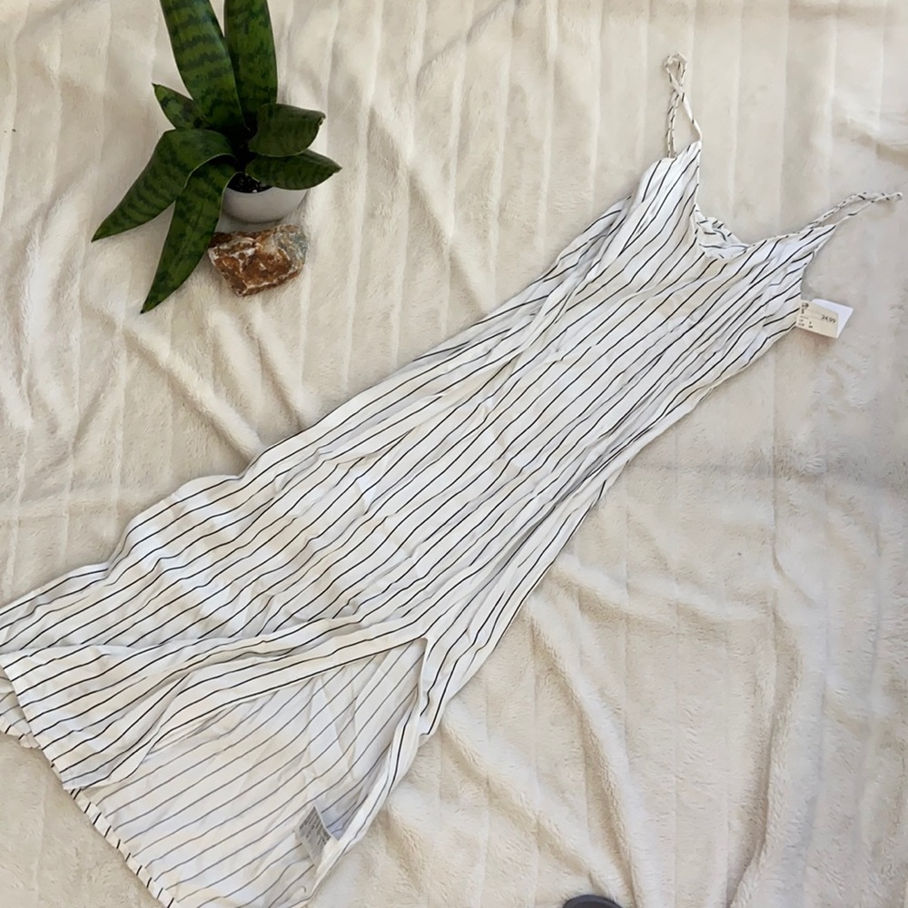 H&M Black and White Striped MIDI Dress with Slit